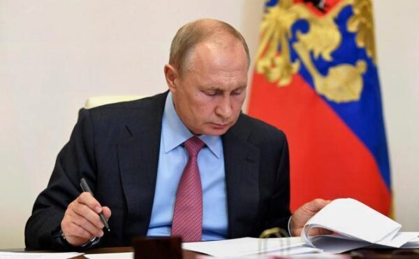 Путин подписал закон о едином регистре сведений о россиянах
