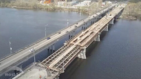 Реконструкция Петровского моста в Липецке признана некачественной, с подрядчика требуют 2,7 млн рублей