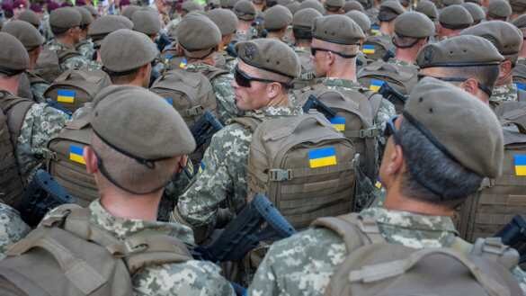 К границе с Крымом тайно перебрасывают подразделения украинской армии