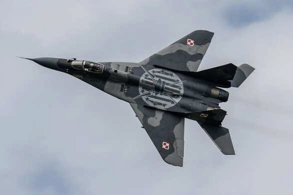 Международный скандал: Украина нанесла удар по обороноспособности Польши, взяв в заложники МиГ-29