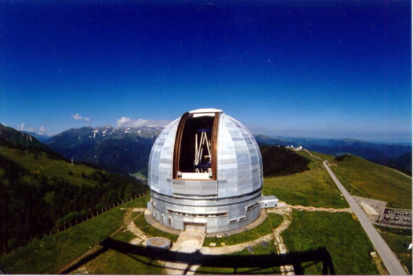 На ремонт уникального телескопа в КЧР у МГУ нет денег