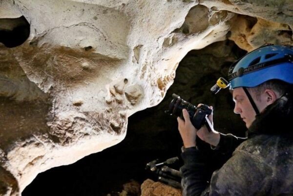 Пещера "Таврида" продолжает генерировать гипотезы и загадки