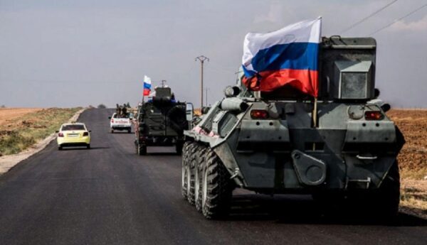 Трое российских военных пострадали при подрыве колонны в Сирии