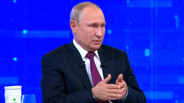 В Кремле назвали голосование по Конституции «референдумом о доверии» Путину