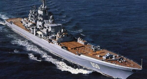 ВМФ России пополнится ядерным крейсером, превосходящем авианосцы