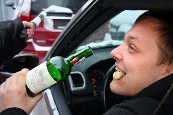 Зеленский отменил уголовную ответственность пьяных водителей