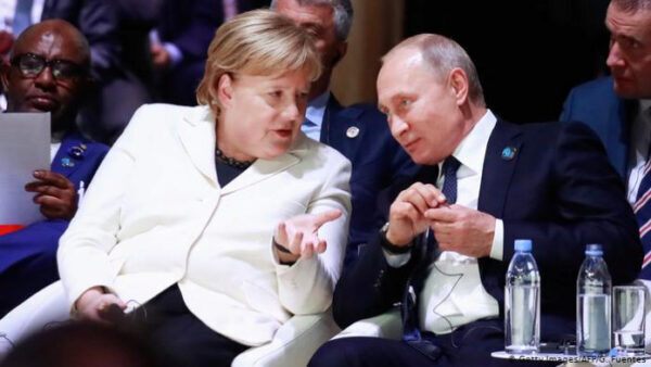 Канцлер ФРГ Ангела Меркель переговорила с Владимиром Путиным
