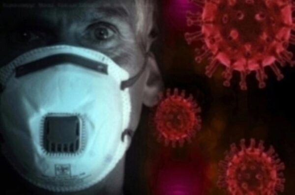 Вакцинацию от коронавируса начнут с медиков и учителей