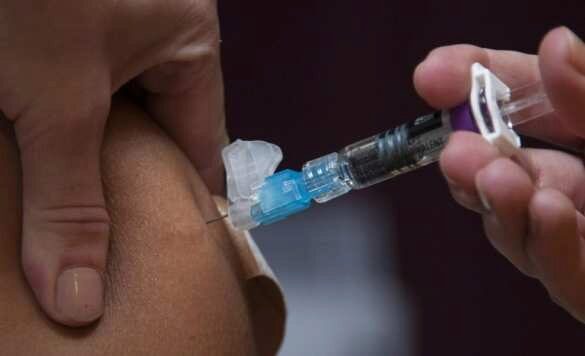 Надвигается «твиндемия» к-вируса: нужно ли делать прививку от гриппа?