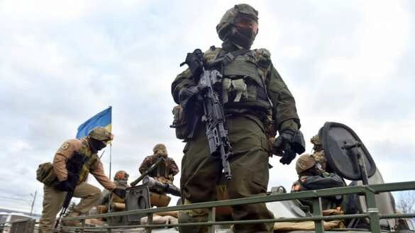 Украинские каратели готовятся к наступлению на Донбассе с применением тяжёлого вооружения (ВИДЕО)