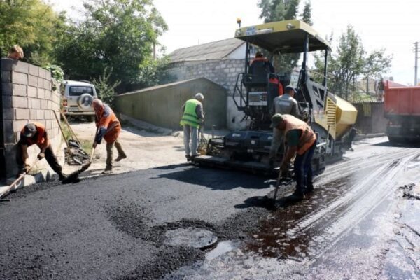 До конца года власти Севастополя пообещали отремонтировать 14 дорог