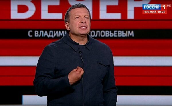 Интервью Дудя с Навальным набрало 13 млн просмотров. А сколько людей смотрят государственное ТВ?