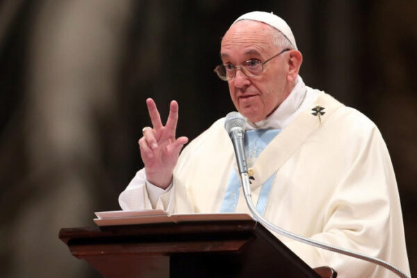 Папа Римский призвал легализовать однополые союзы
