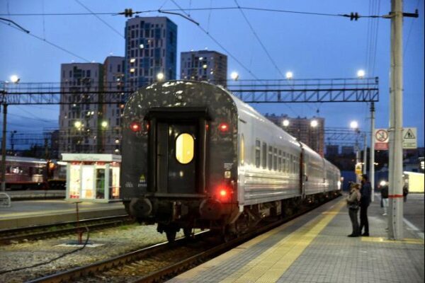 РЖД объявили o 50-процентных скидках на проезд в поездах дальнего следования.