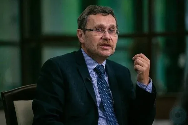 Институт политических исследований гавр. Дмитрий гавра. Спбгу гпвра гавра дмитрий петрович. Гавра спбгу. Шарков основы теории коммуникации.