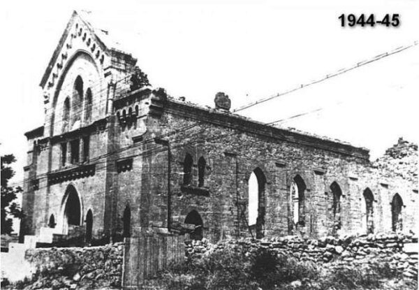 За два года католическая община Севастополя так и не приступила к реконструкции костела
