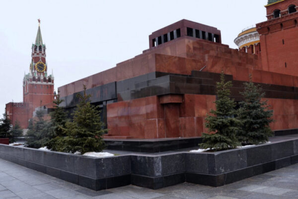Мавзолей Ленина закроют на карантин