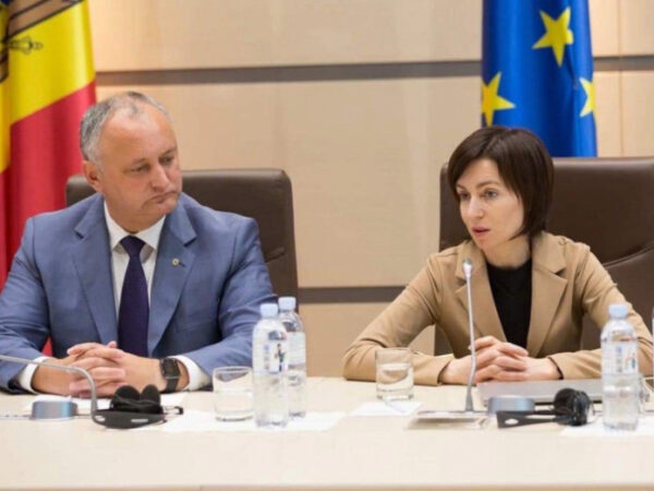В Молдавии пройдет второй тур президентских выборов