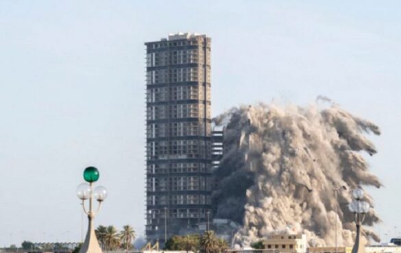 Впечатляющие кадры: В ОАЭ взорвали четыре небоскрёба (ФОТО, ВИДЕО)