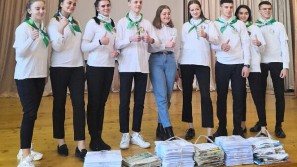 Липецкие школьники собрали рекордное количество макулатуры в стране