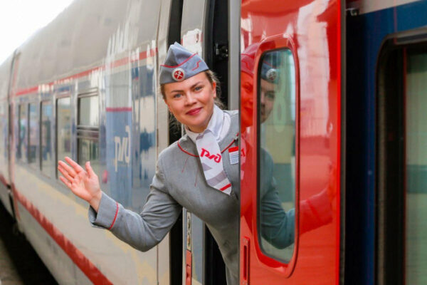 Любители путешествовать поездом смогут добраться из Москвы в… Москву всего за шесть дней