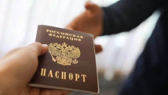 На Донбассе торжественно отметили выдачу полумиллионного паспорта РФ (ФОТО)