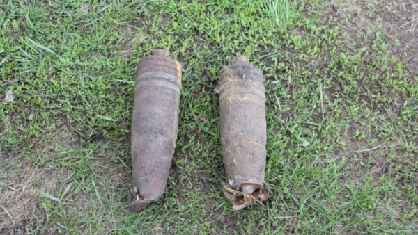 На железнодорожных путях в Липецкой области нашли артиллерийские снаряды