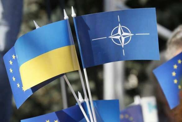 Зрада: Украину не позвали на саммит НАТО