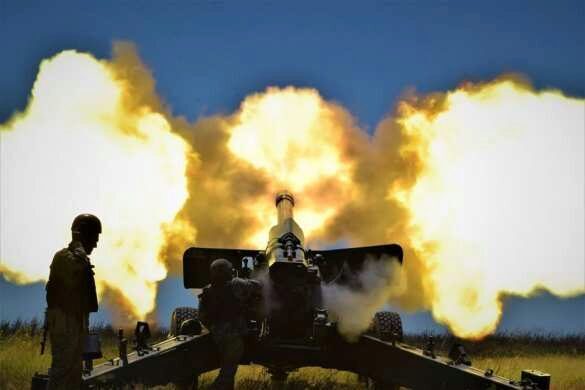 «Плюс-минус километр»: генерал ВСУ признал, что украинская артиллерия на Донбассе стреляла куда попало