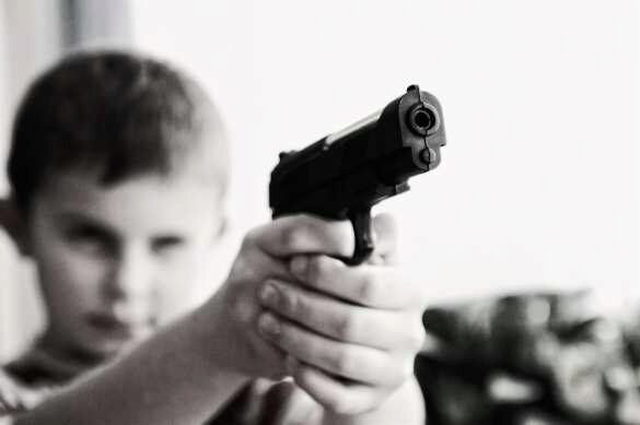 В США дети полчаса отстреливались от полиции