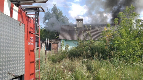 Нежилой дом сгорел в Долгоруково