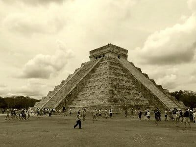 Под мексиканской пирамидой нашли целое озеро ртути