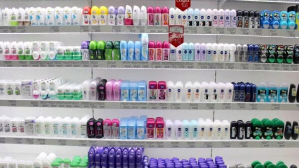 19 флаконов дезодоранта украл из магазина житель Липецка