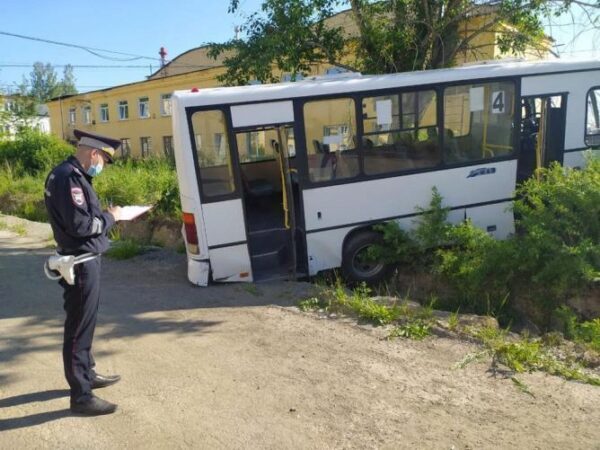 Число жертв ДТП с участием автобуса в Лесном увеличилось до восьми