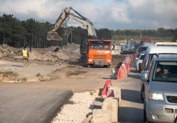 Многолетняя эпопея с реконструкцией Камышового шоссе близится к финалу