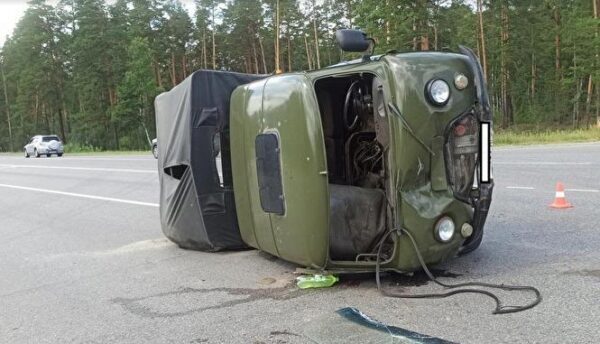 Один человек погиб и еще один пострадал в дневном ДТП под Курганом