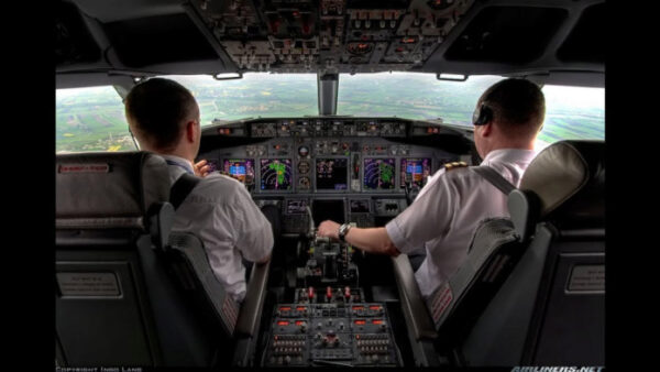 «Пилоты устают, а когда они устают, они просто вырубаются в самолёте» (видео)
