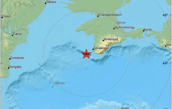 В море на расстоянии 40 километров от Севастополя произошло землетрясение