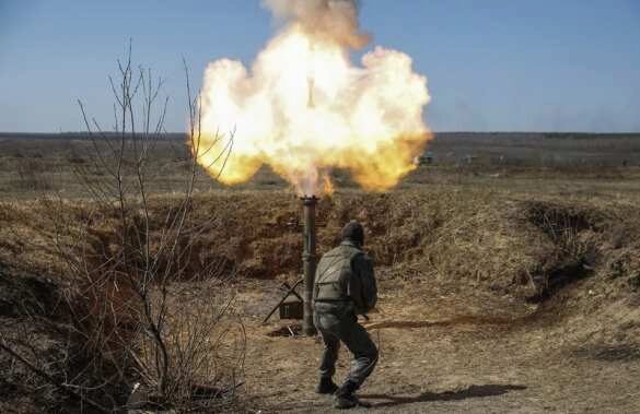 ВСУ наносят удары, армия ДНР уничтожает позиции врага