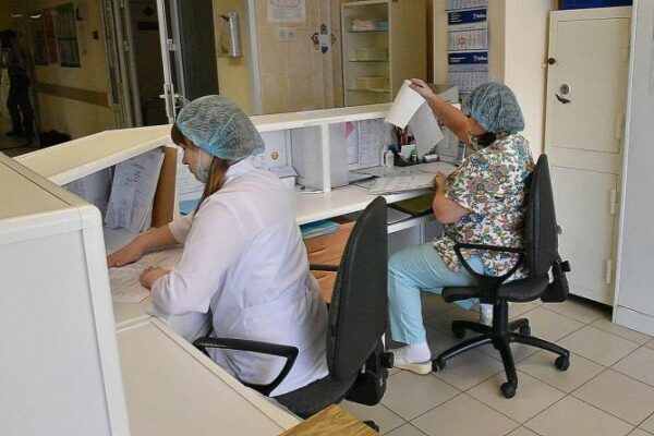 За сутки на Среднем Урале выявлено 514 случаев коронавируса
