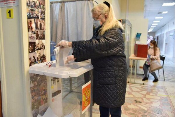 «Единая Россия» получает конституционное большинство в Госдуме