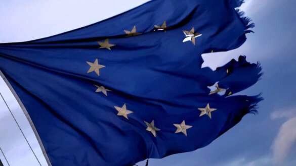 В Европарламенте заявили об оскорблении Франции из-за сделки AUKUS