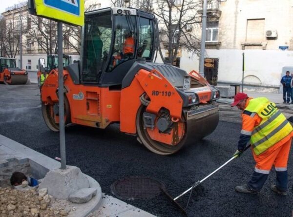 Ремонт дорог в Нахимовском районе Севастополя завершен досрочно