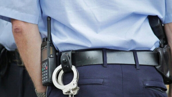 В Ульяновске полицейские попросили женщину набрать конопли и арестовали её