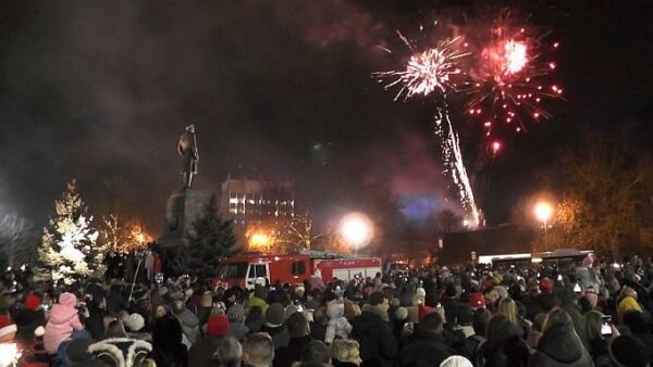 Власти Севастополя отменили массовые новогодние гуляния