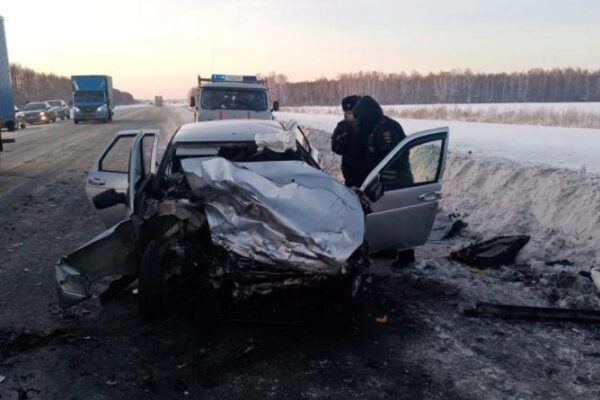 Молодая девушка погибла в ДТП на трассе Екатеринбург - Тюмень