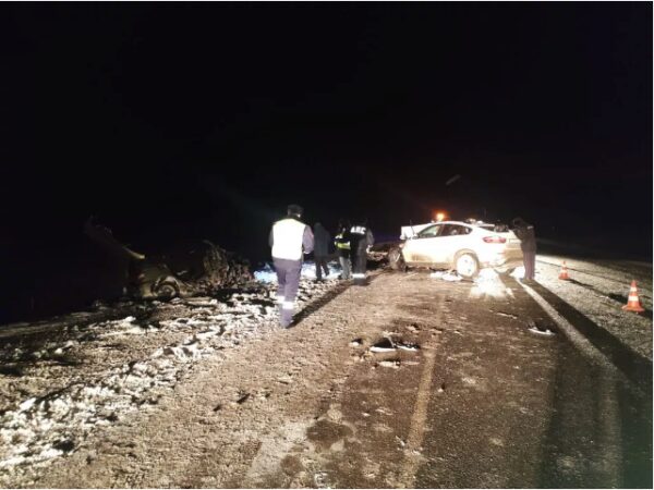 Два человек погибли на уральской трассе в канун Нового года