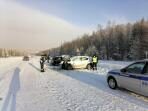 Два человека погибли в ДТП на уральской трассе во время снегопада