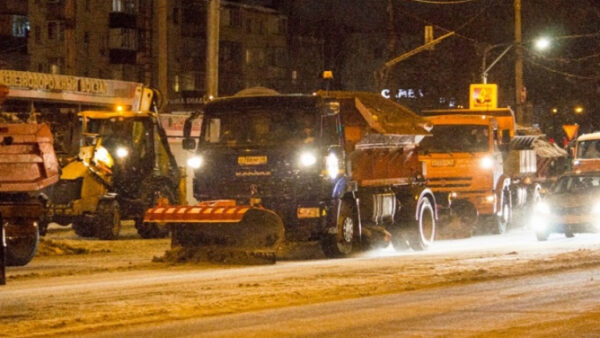 С липецких улиц за сутки вывезли 3,6 тысяч кубометров снега