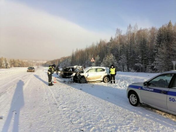 За первую неделю года на свердловских дорогах погибли 11 человек